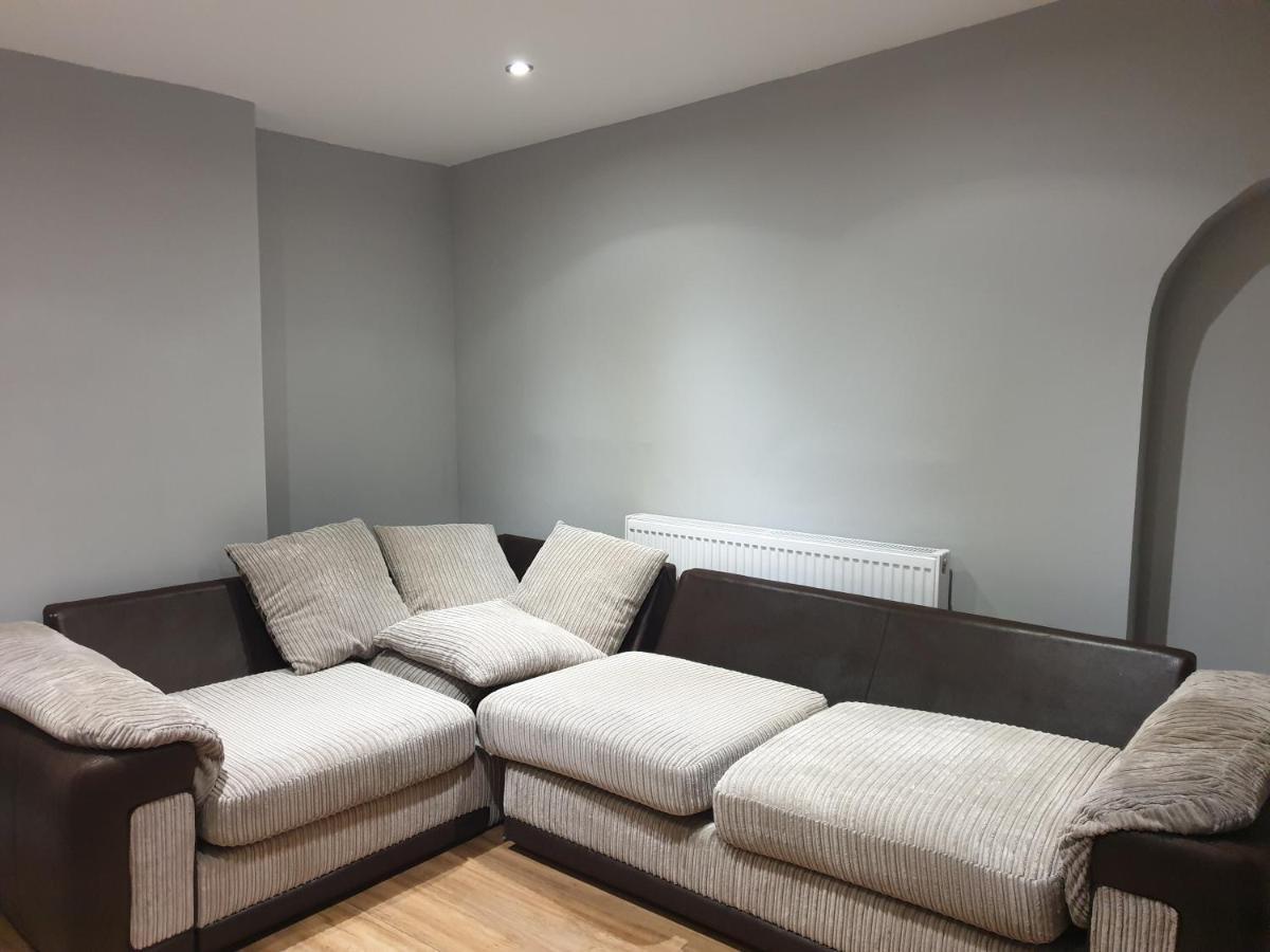 Lovely 1 Bedroom Flat High Barnet 3 Mins Away Dış mekan fotoğraf