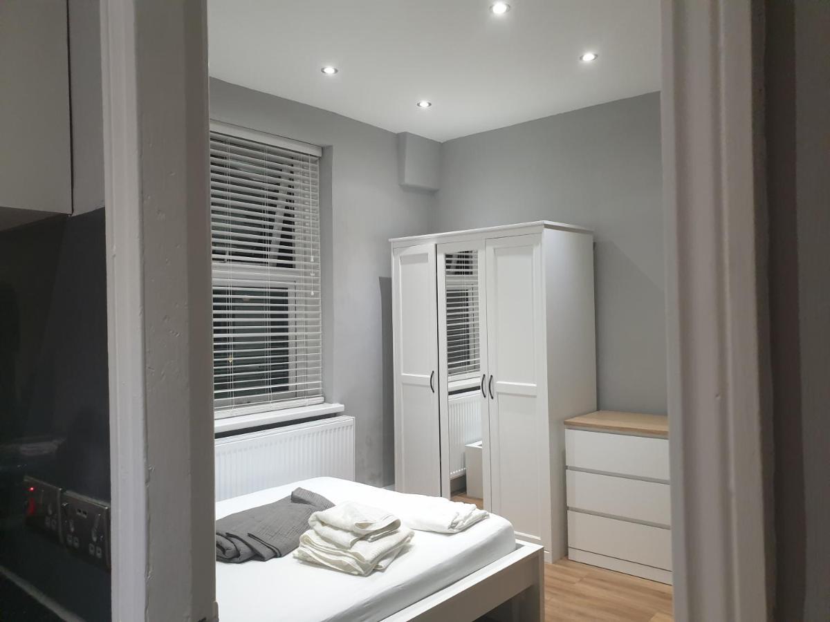 Lovely 1 Bedroom Flat High Barnet 3 Mins Away Dış mekan fotoğraf